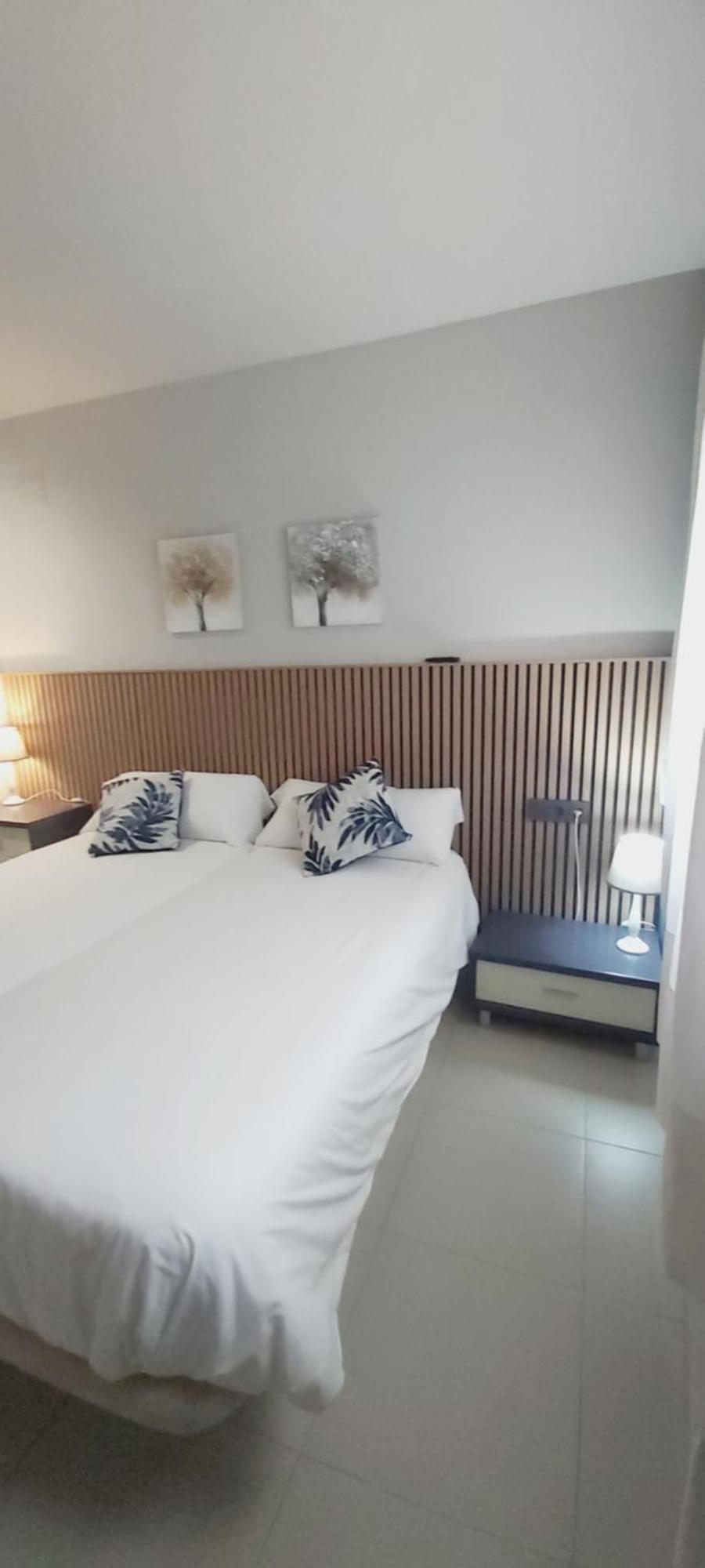 קמברילס Apartaments Voramar מראה חיצוני תמונה