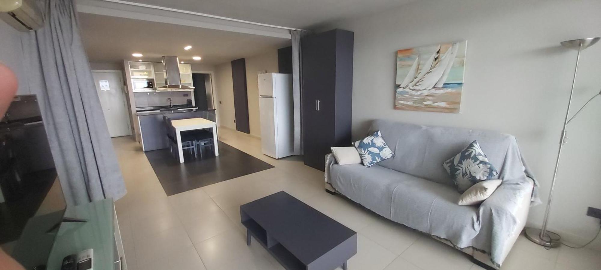 קמברילס Apartaments Voramar מראה חיצוני תמונה