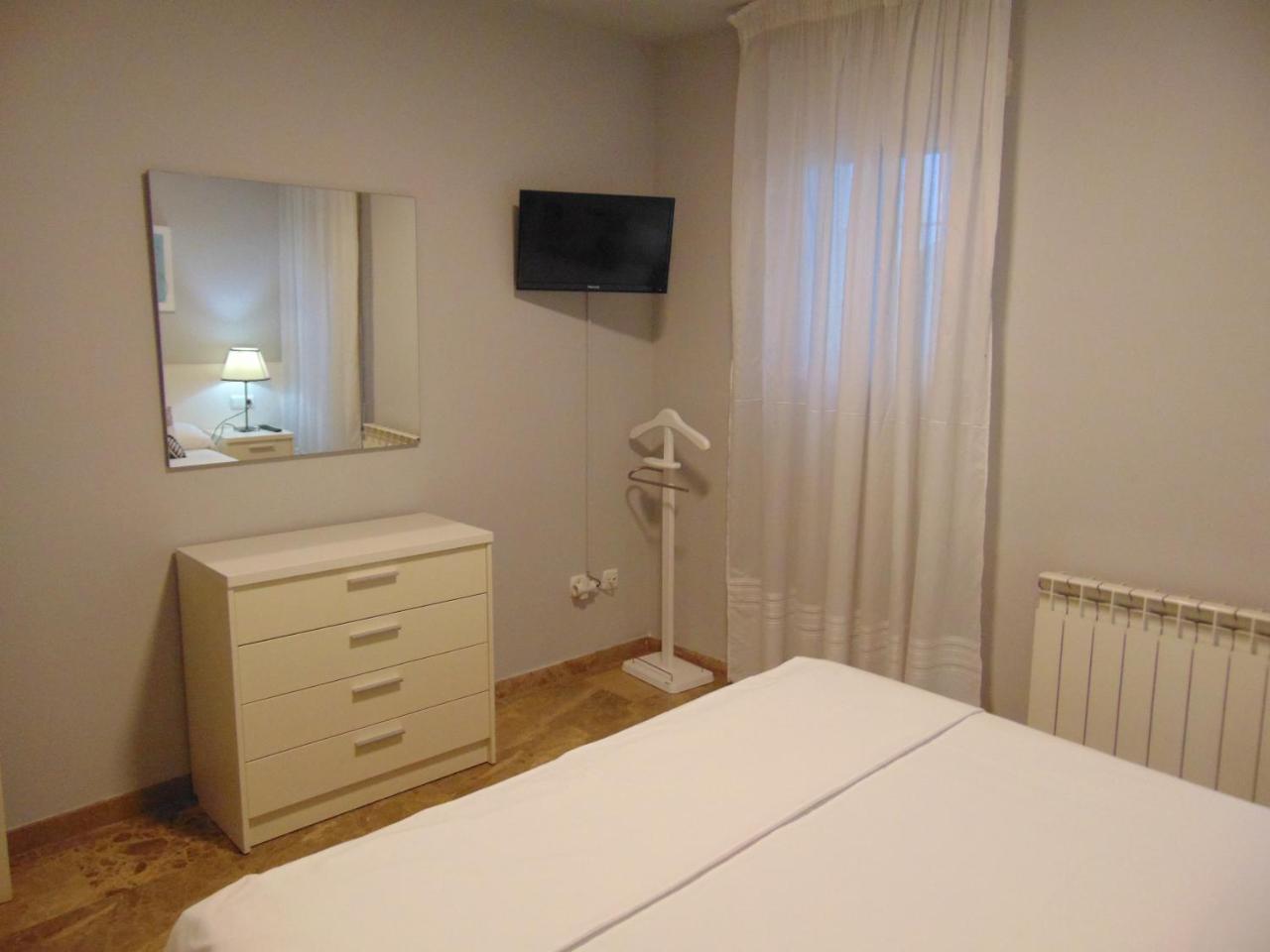 קמברילס Apartaments Voramar מראה חיצוני תמונה